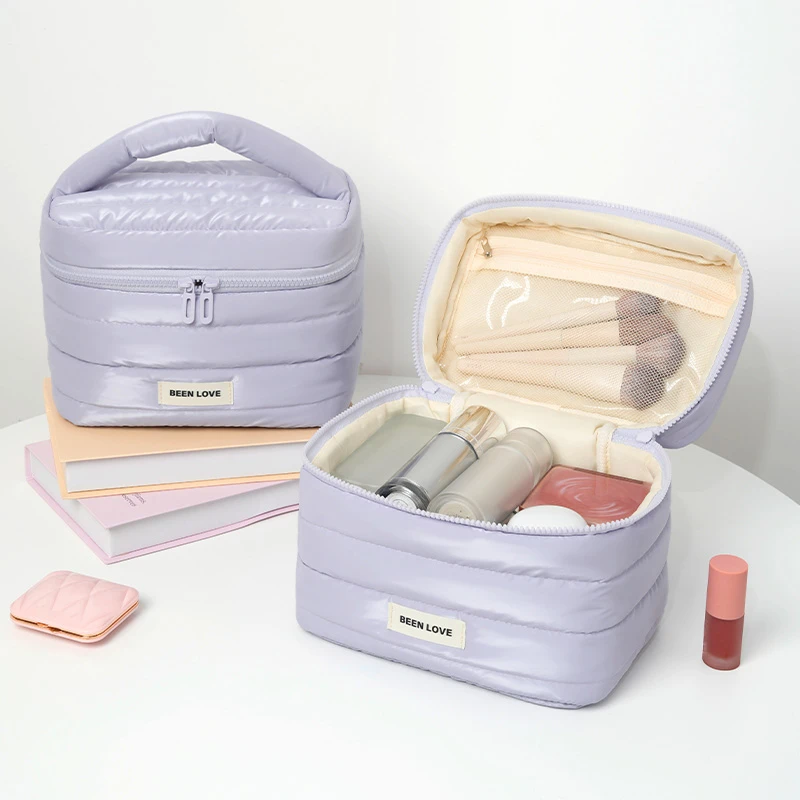 Large Capacity Quilted Cosmetic Bag