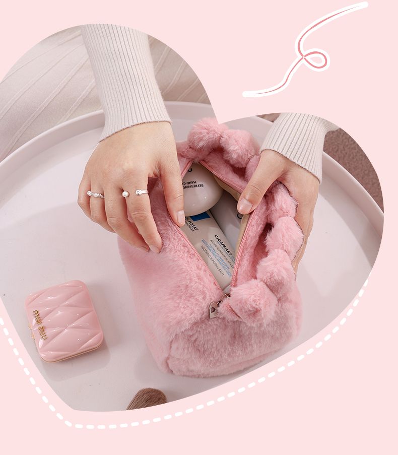 Furry Lovely Hand Bag Cosmetic7 Furry Lovely Hand Bag Cosmetic7