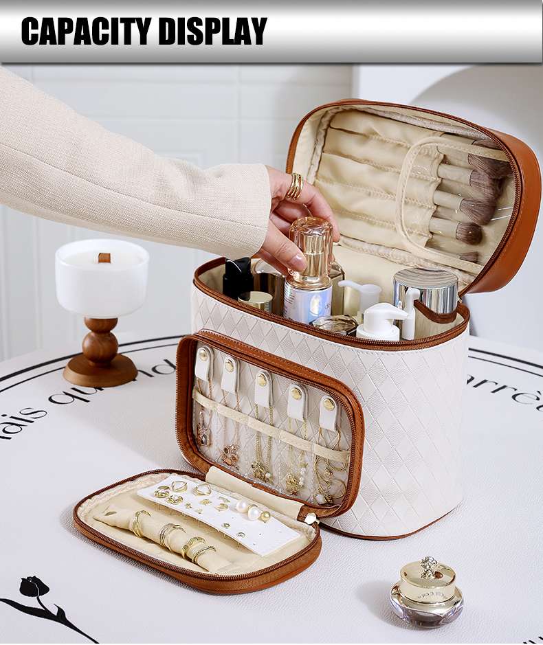 Brush Compartment Makeup Pouch4