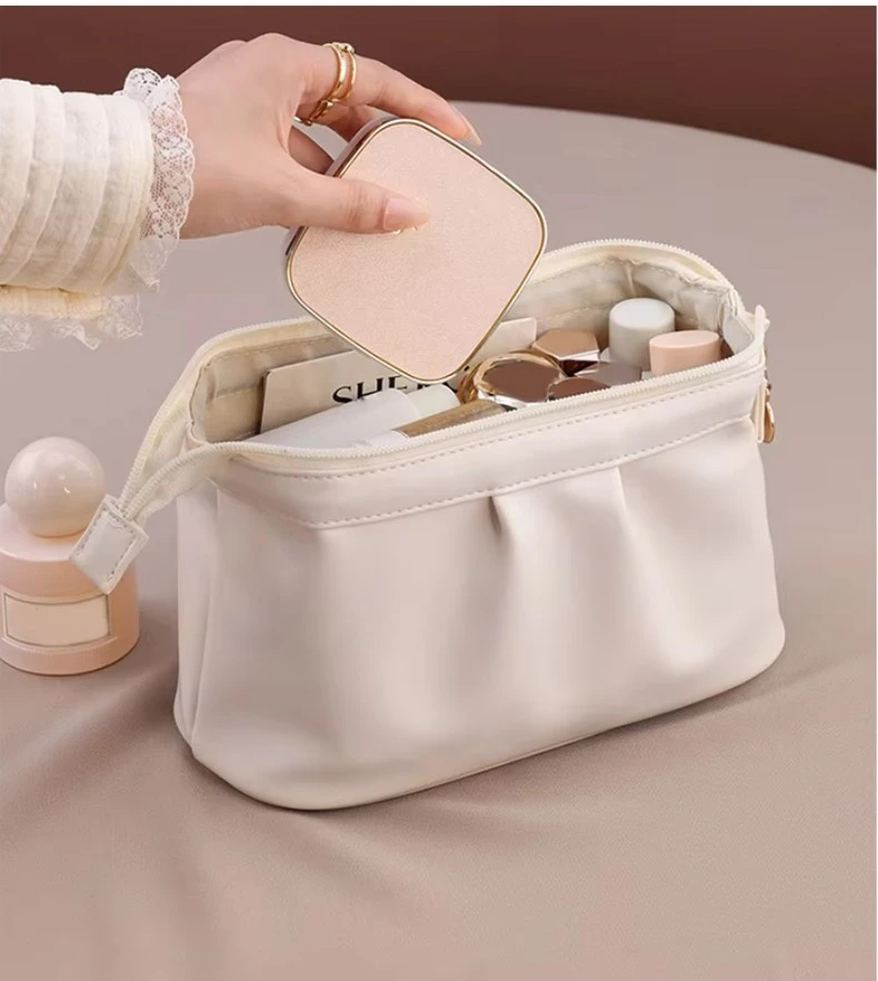 cosmetic bag15