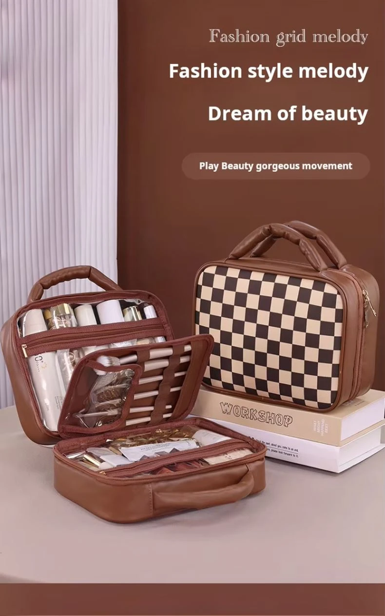 Toiletry Cosmetics Bag1
