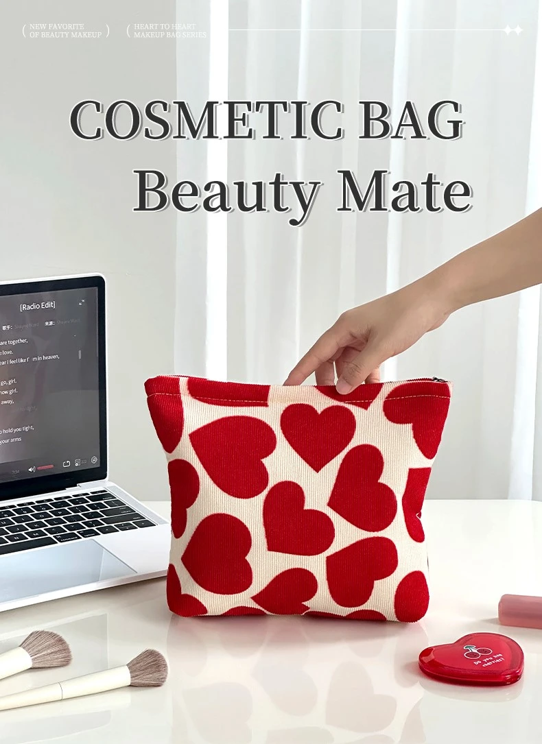Cute Heart Clutch Cosmetic Bag Cute Heart Clutch Cosmetic Bag