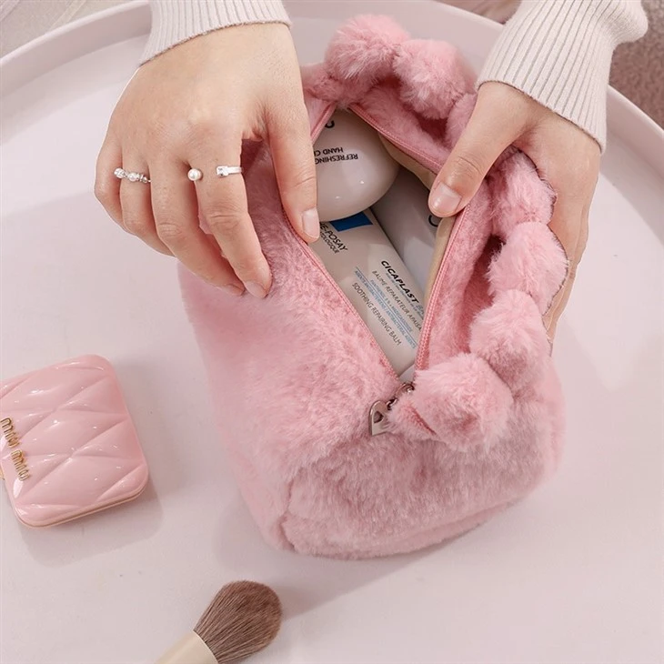 Furry Lovely Hand Bag Cosmetic Bag