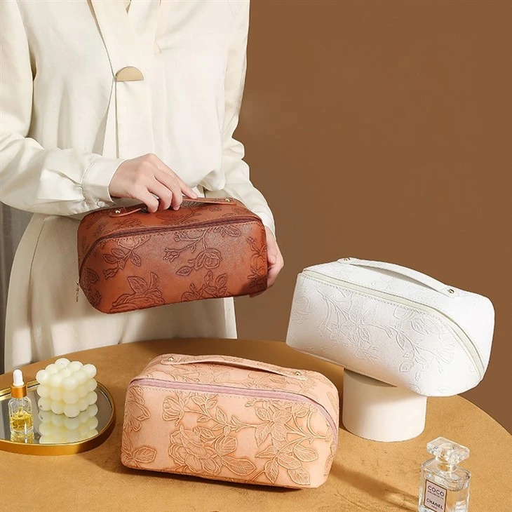 Embossed Flower Pattern Leather Makeup Bag