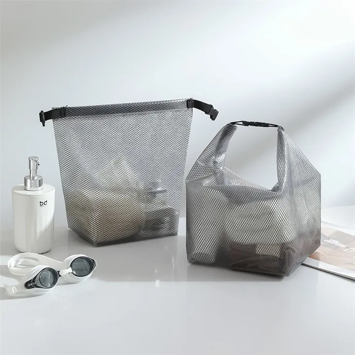 Ultra-waterproof outdoor commuter handbag-2